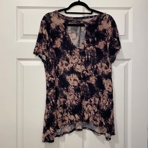 MUDD XL tie-dye v-neck short sleeve shirt